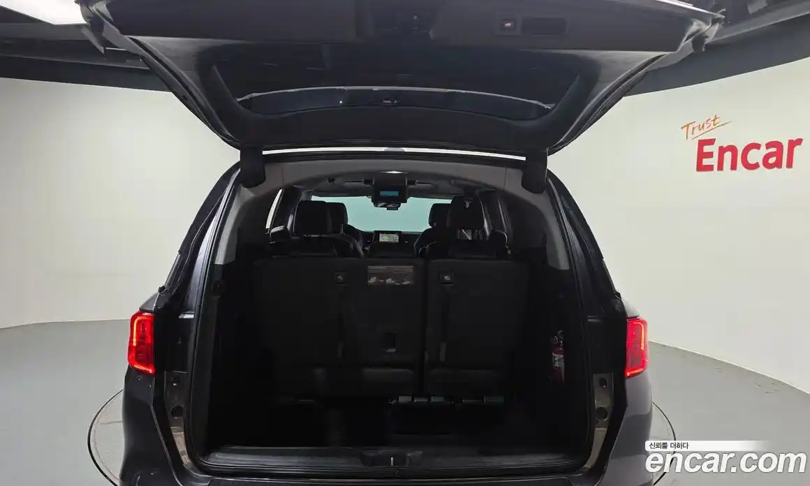 Honda Odyssey 2019 3.5 гидро в Москве № 1624548, фото 26