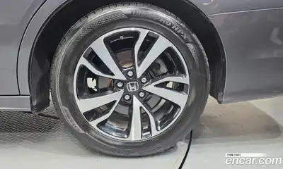 Honda Odyssey 2019 3.5 гидро в Москве № 1624548, миниатюра 7