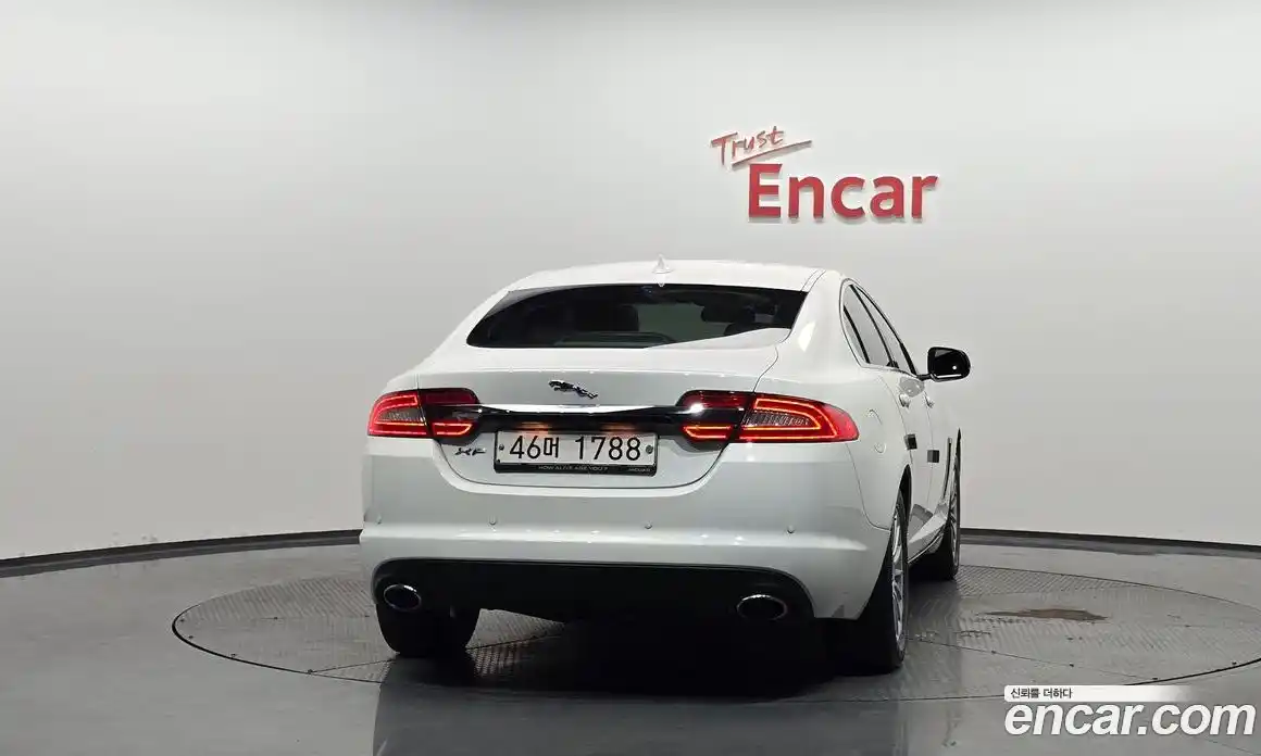 Jaguar XF 2014 2.0 гидро в Москве № 1625535, фото 4
