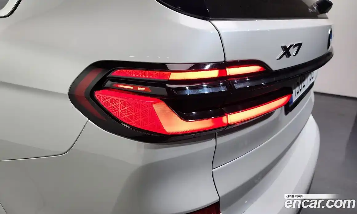 BMW X7 2024 3.0 гидро в Москве № 1683737, фото 9
