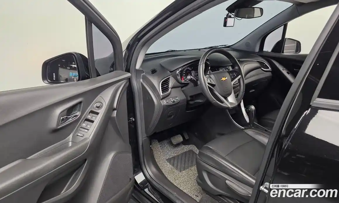 Chevrolet Trax 2018 1.4 гидро в Москве № 1686837, фото 13