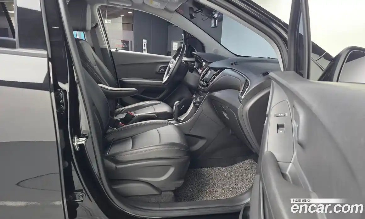 Chevrolet Trax 2018 1.4 гидро в Москве № 1686837, фото 17