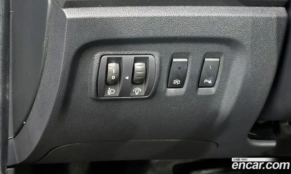 Renault QM3 2016 1.5 гидро в Москве № 1688370, фото 16