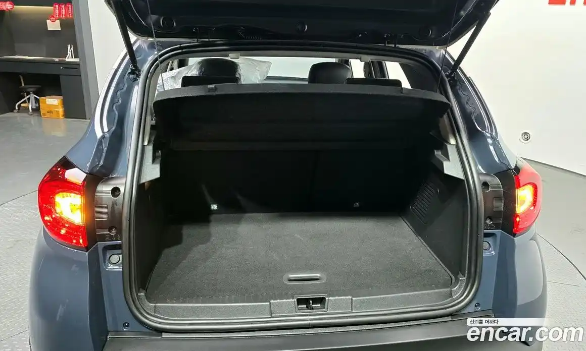 Renault QM3 2016 1.5 гидро в Москве № 1688370, фото 26