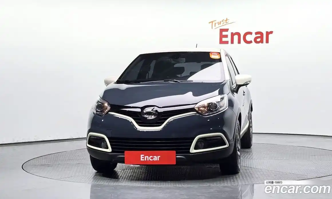 Renault QM3 2016 1.5 гидро в Москве № 1688370, фото 3
