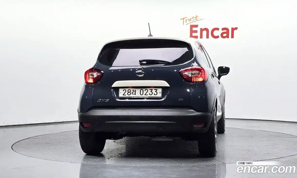 Renault QM3 2016 1.5 гидро в Москве № 1688370, фото 4