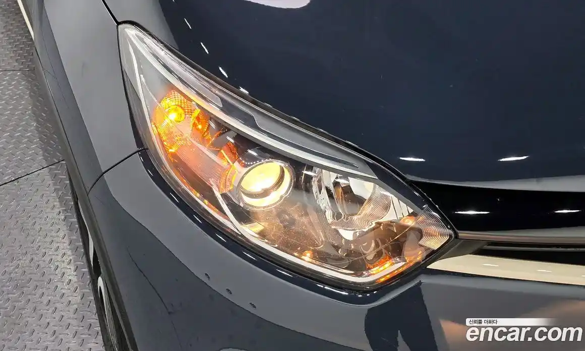 Renault QM3 2016 1.5 гидро в Москве № 1688370, фото 8