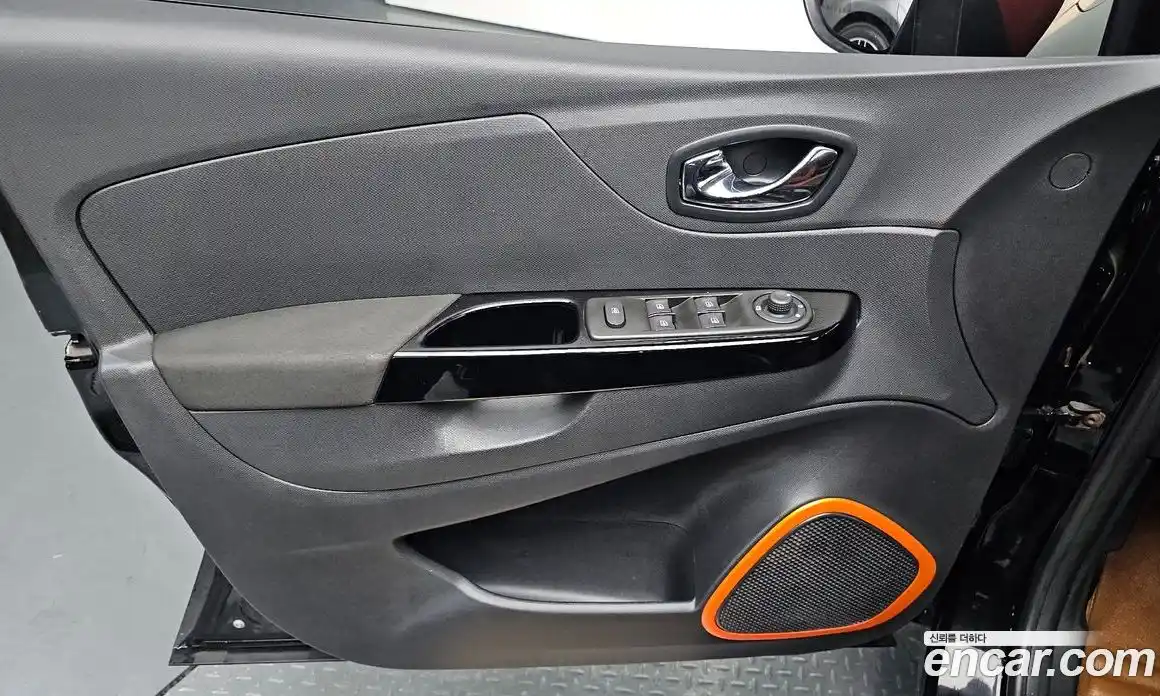 Renault QM3 2014 1.5 гидро в Москве № 1688844, фото 13