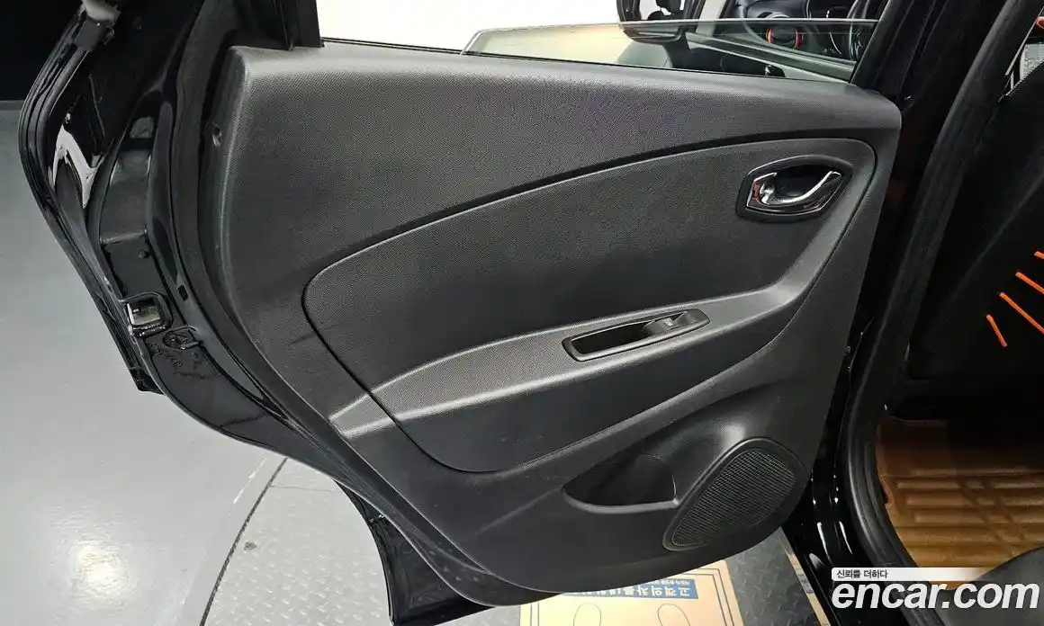 Renault QM3 2014 1.5 гидро в Москве № 1688844, фото 14