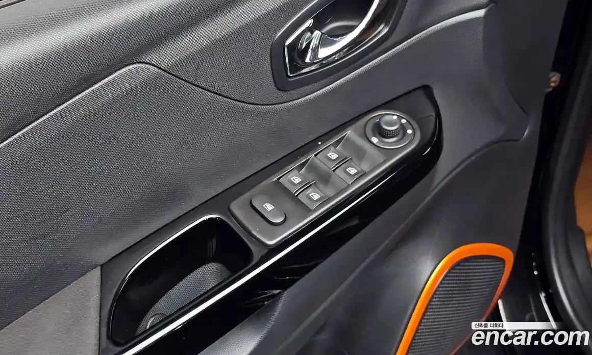 Renault QM3 2014 1.5 гидро в Москве № 1688844, фото 21