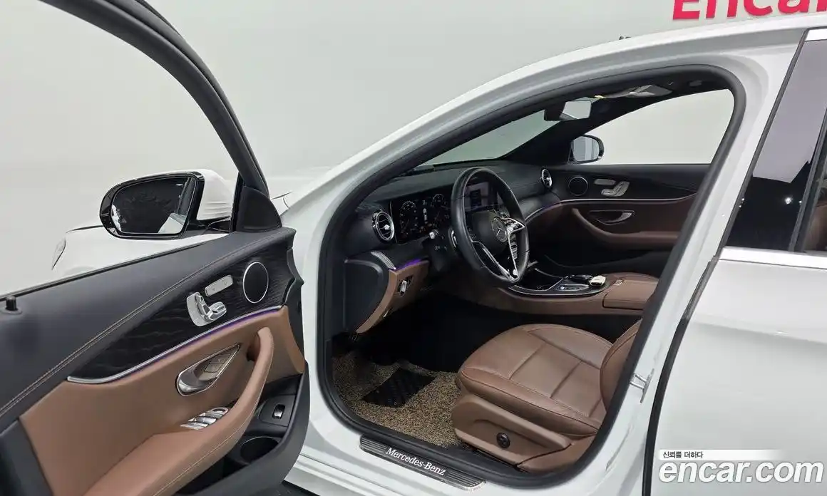 Mercedes-Benz E-Class 2023 2.0 гидро в Москве № 1690051, фото 13
