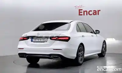 Mercedes-Benz E-Class 2023 2.0 гидро в Москве № 1690051, миниатюра 2