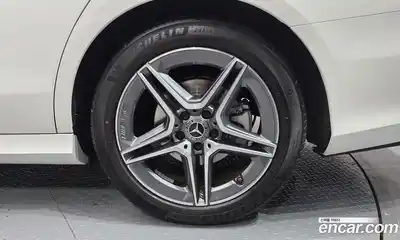 Mercedes-Benz E-Class 2023 2.0 гидро в Москве № 1690051, миниатюра 7