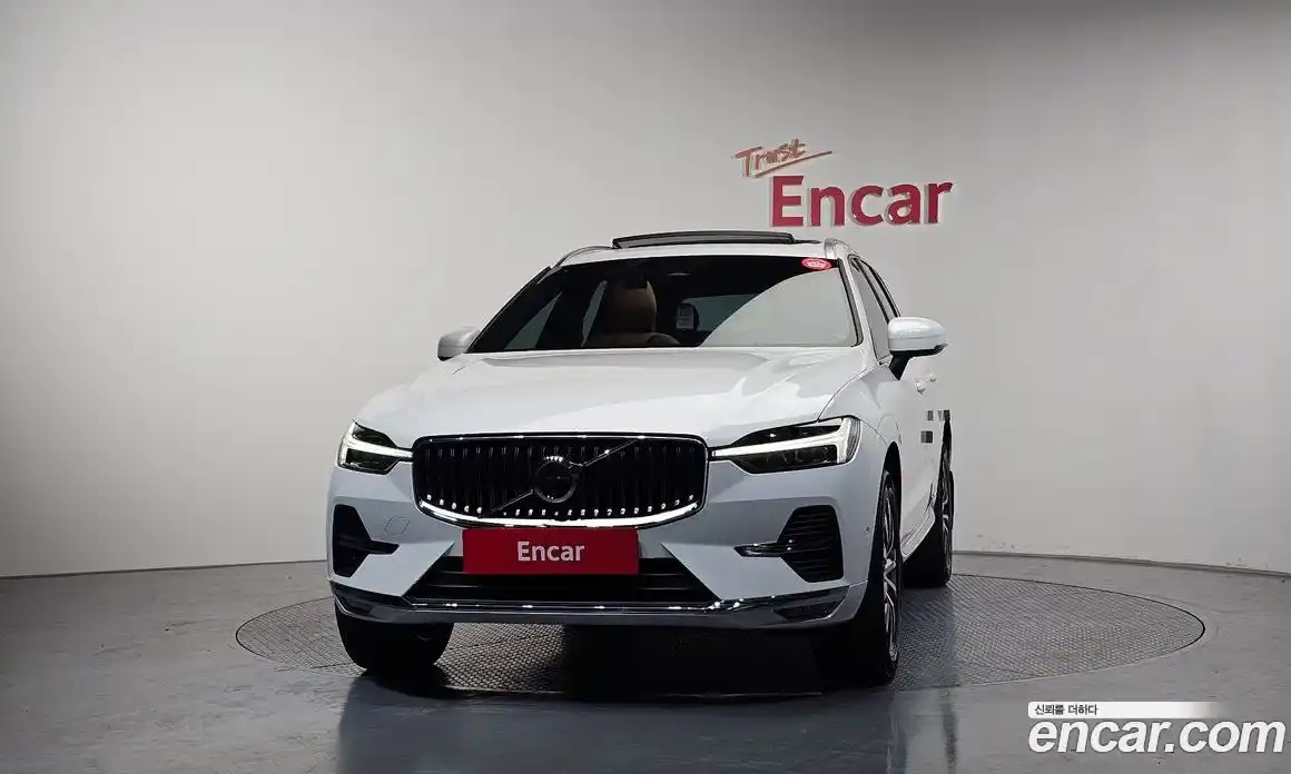 Volvo XC60 2024 2.0 гидро в Москве № 1691476, фото 3