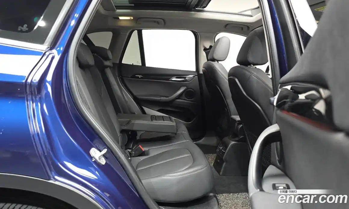 BMW X1 2018 2.0 гидро в Москве № 1757839, фото 17