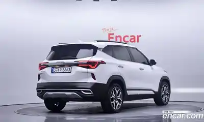 Kia Seltos 2022 1.6 гидро в Москве № 1758543, миниатюра 2