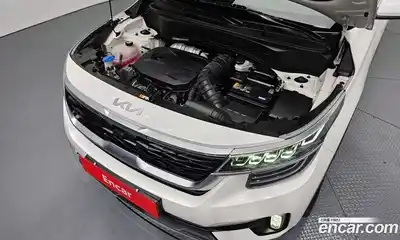 Kia Seltos 2022 1.6 гидро в Москве № 1758543, миниатюра 6