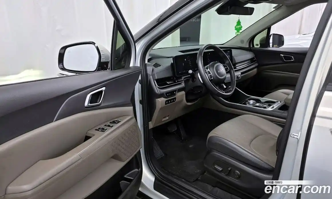 Kia Canival 2024 1.6 гидро в Москве № 1758581, фото 13