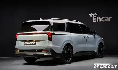 Kia Canival 2024 1.6 гидро в Москве № 1758581, миниатюра 2