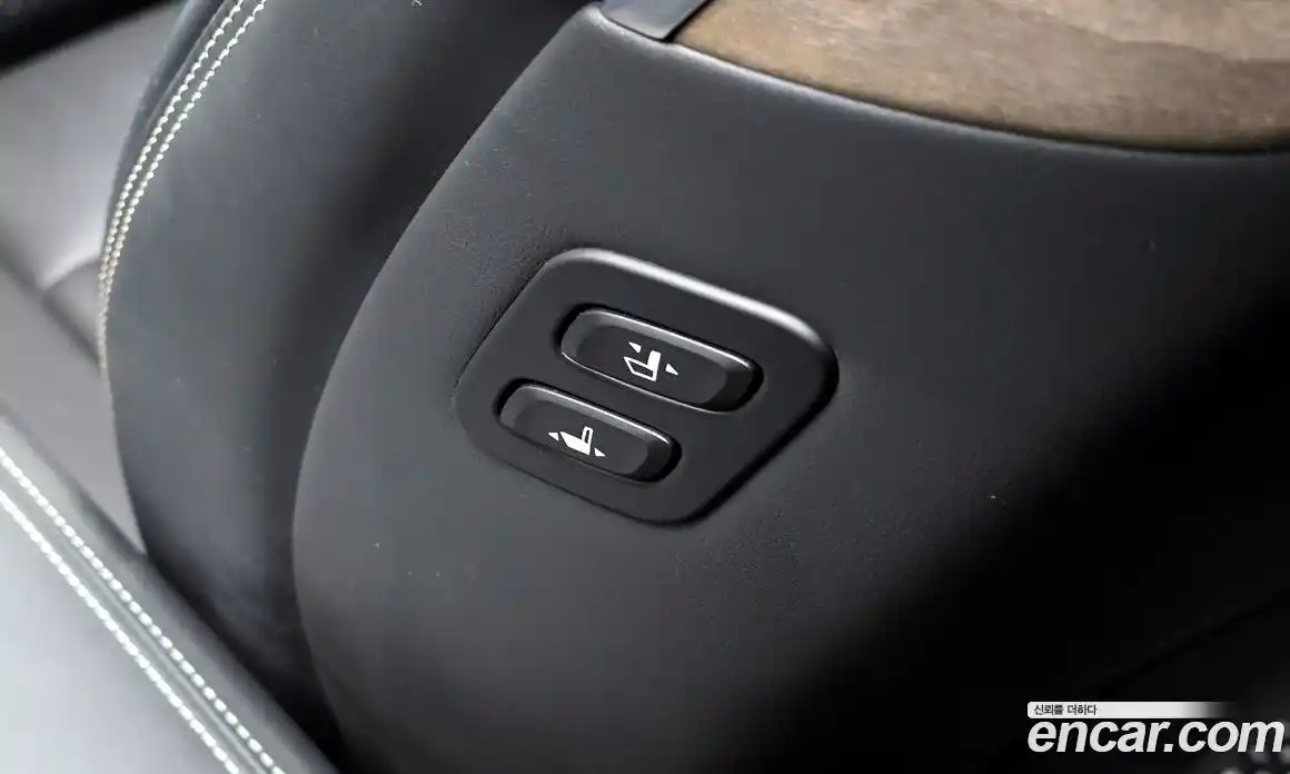 Genesis G90 2019 3.3 гидро в Москве, фото 31