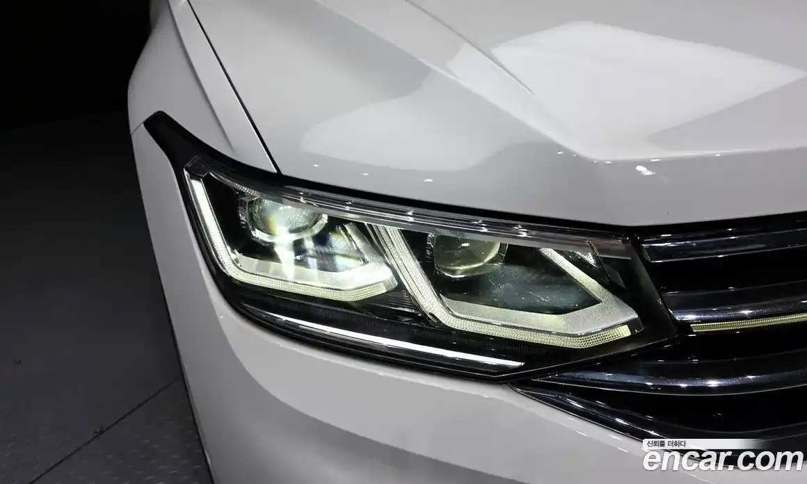 Volkswagen Tiguan 2024 2.0 гидро в Москве № 1765026, фото 8