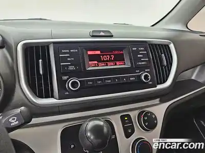 Kia Ray 2022 1.0 гидро в Москве № 1831967, миниатюра 11