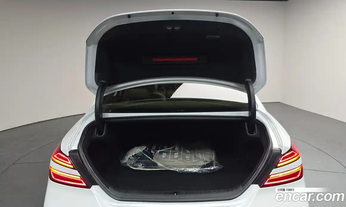 Genesis G70 2023 2.5 гидро в Москве № 1832203, фото 26
