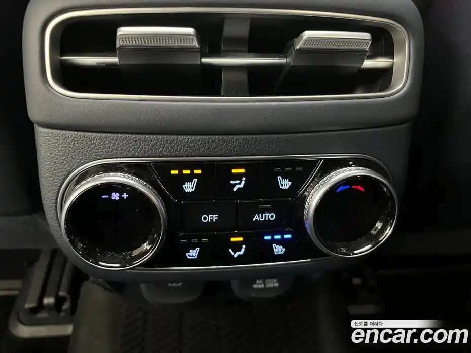 Genesis GV70 2022 2.5 гидро в Москве № 1832215, фото 15