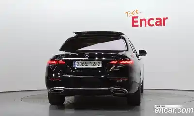 Mercedes-Benz E-Class 2023 3.0 гидро в Москве № 1832595, миниатюра 4
