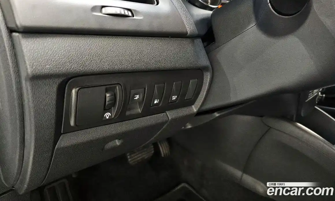 Renault SM3 2015 1.6 гидро в Москве № 1835046, фото 17