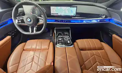 BMW 7-Series 2025 3.0 гидро в Москве № 1835314, миниатюра 10