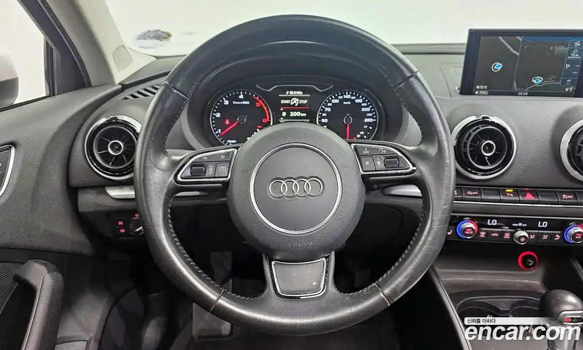 Audi A3 2016 2.0 гидро в Москве № 1836467, фото 13