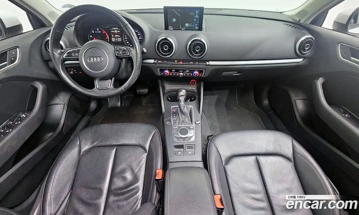 Audi A3 2016 2.0 гидро в Москве № 1836467, фото 7