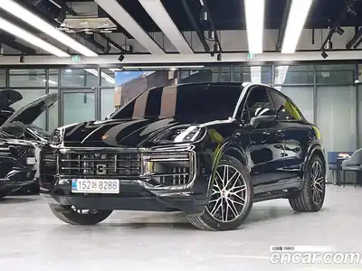 Porsche Cayenne, 2025