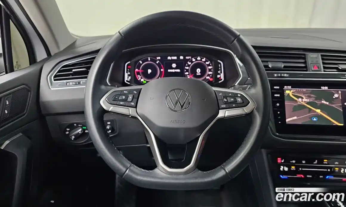 Volkswagen Tiguan 2022 2.0 гидро в Москве № 1838041, фото 19