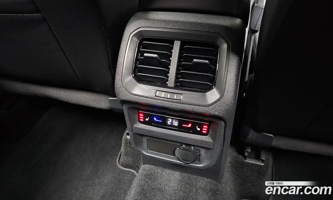 Volkswagen Tiguan 2022 2.0 гидро в Москве № 1838041, фото 24