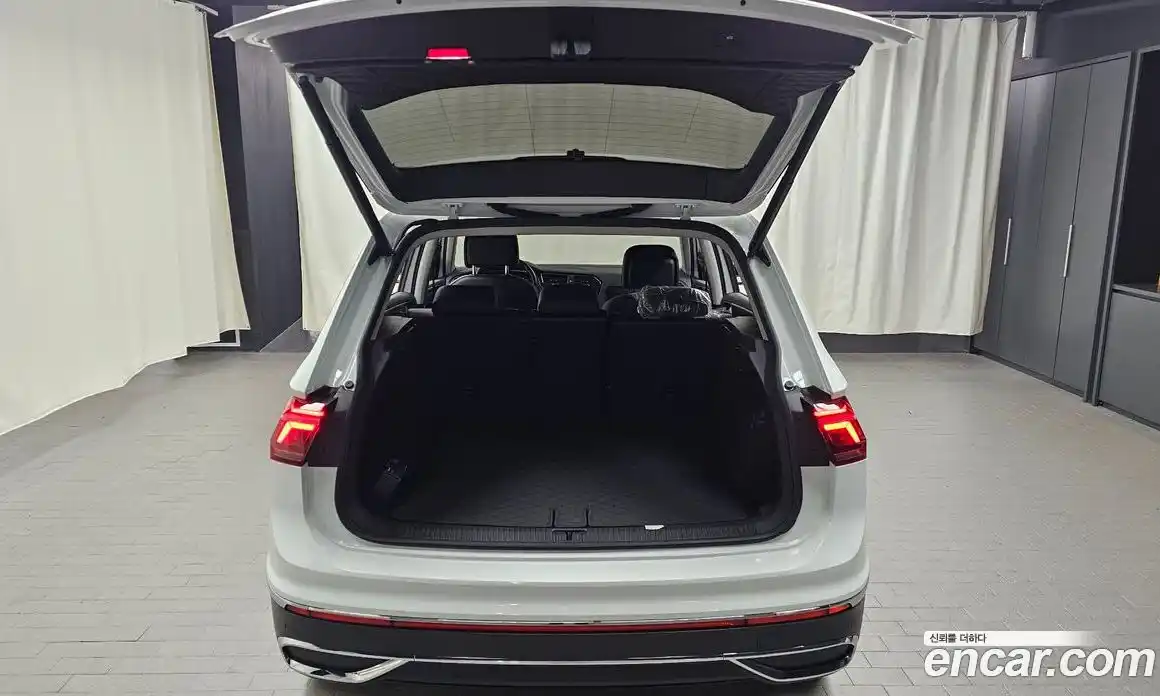 Volkswagen Tiguan 2022 2.0 гидро в Москве № 1838041, фото 26