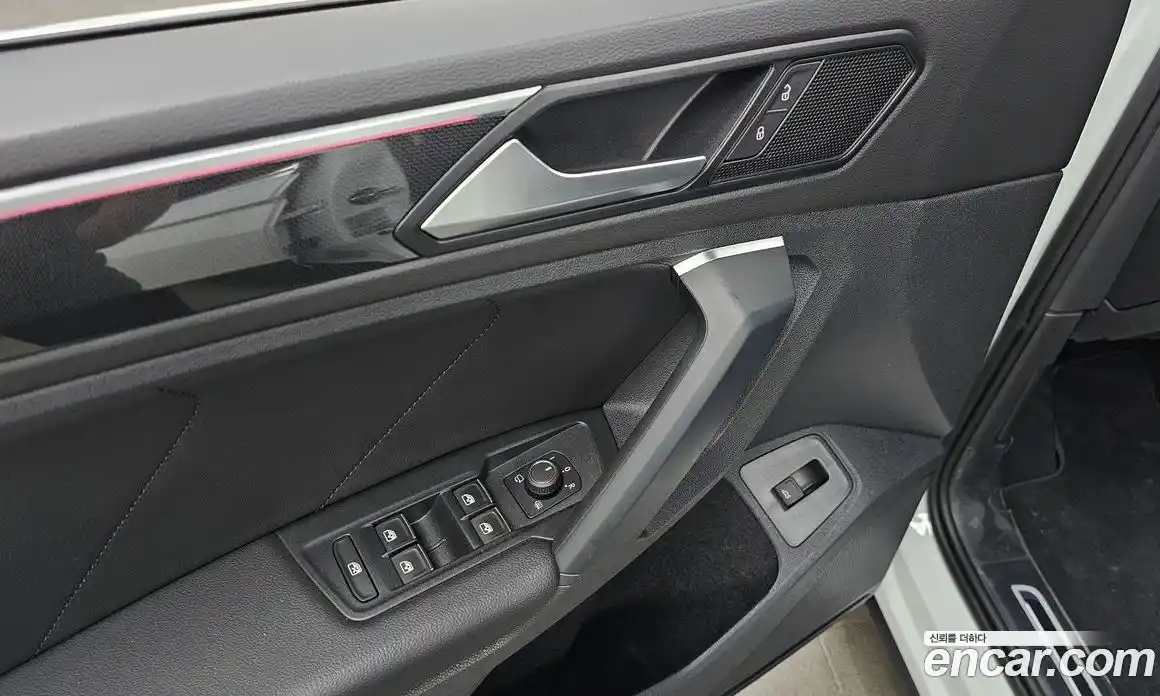 Volkswagen Tiguan 2022 2.0 гидро в Москве № 1838041, фото 28