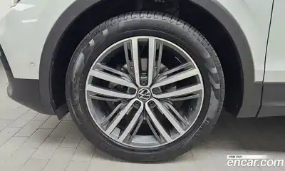 Volkswagen Tiguan 2022 2.0 гидро в Москве № 1838041, миниатюра 5