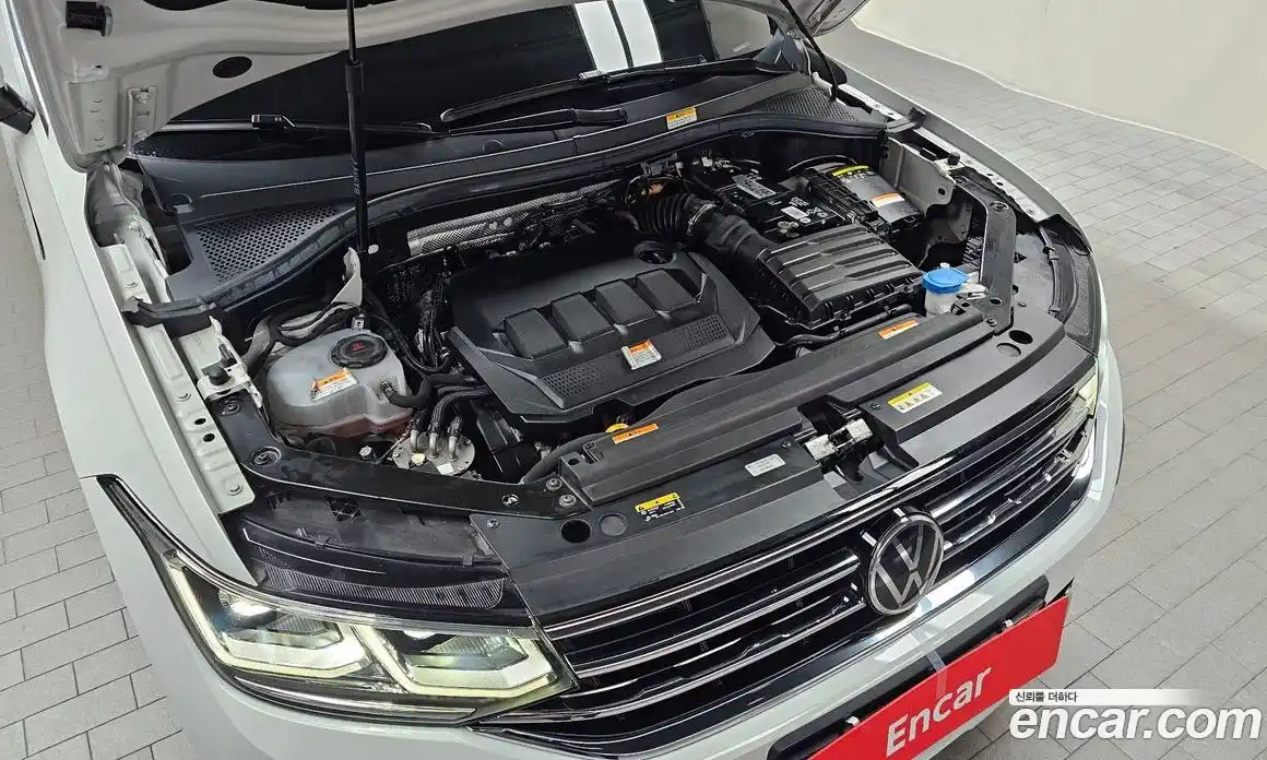 Volkswagen Tiguan 2022 2.0 гидро в Москве № 1838041, фото 6