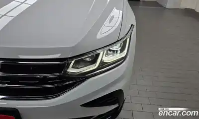 Volkswagen Tiguan 2022 2.0 гидро в Москве № 1838041, миниатюра 8