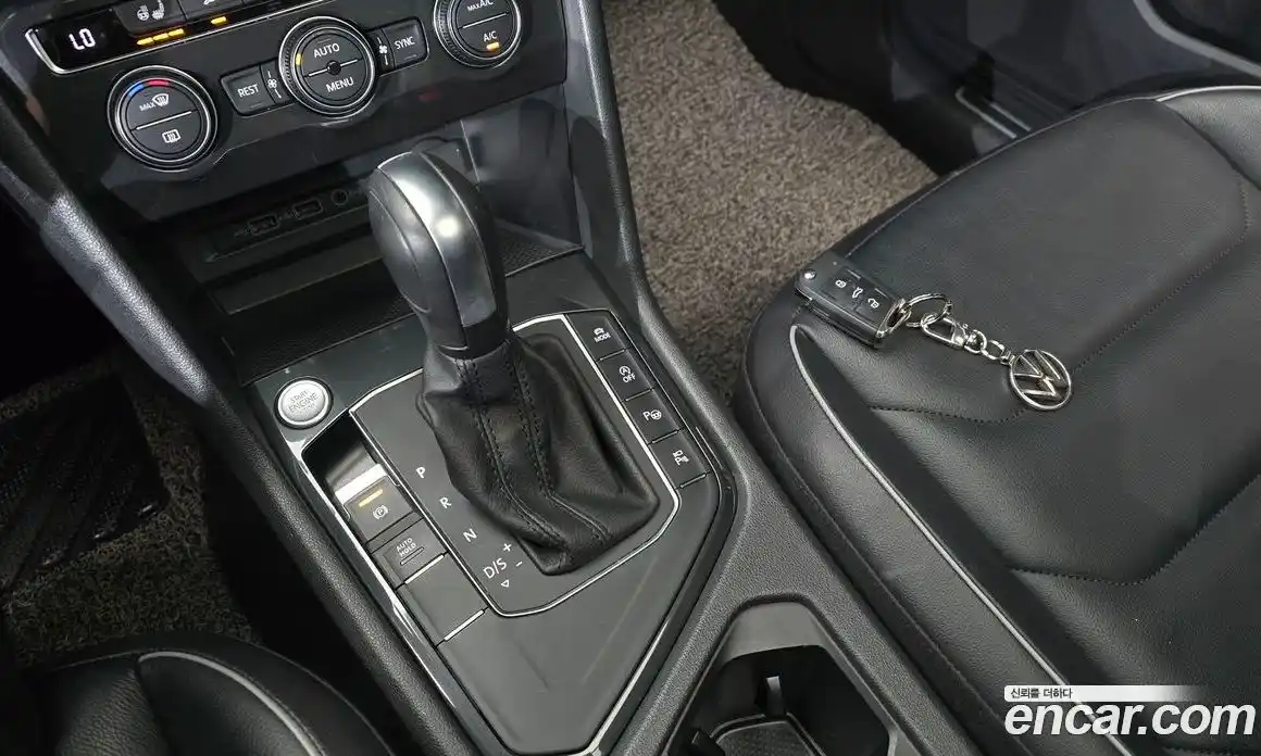 Volkswagen Tiguan 2020 2.0 гидро в Москве № 1838106, фото 12