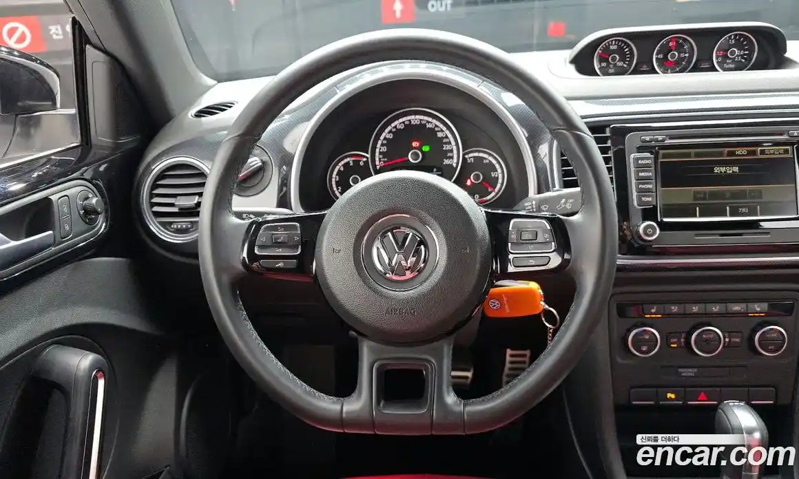 Volkswagen Beatle 2014 2.0 гидро в Москве № 1838131, фото 13