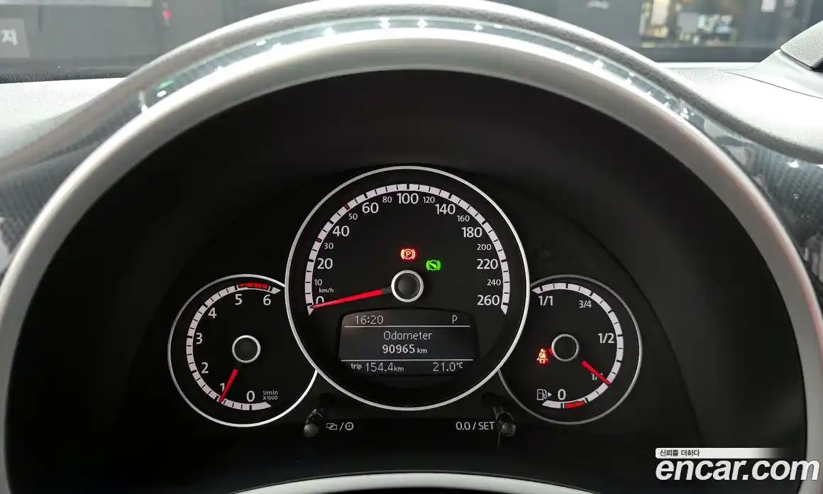 Volkswagen Beatle 2014 2.0 гидро в Москве № 1838131, фото 8