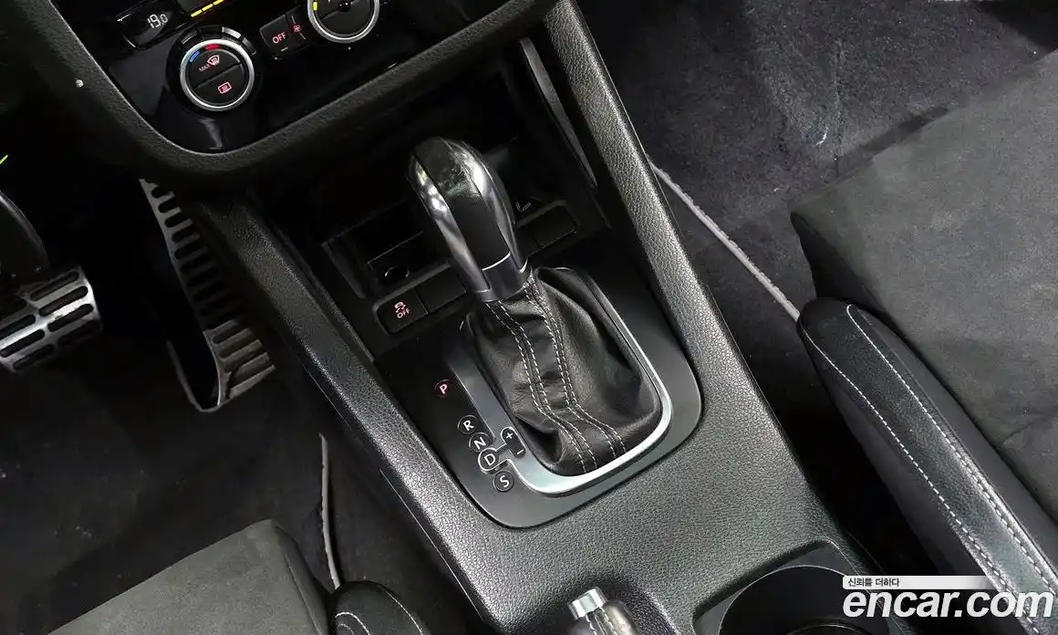 Volkswagen Scirocco 2012 2.0 гидро в Москве № 1838208, фото 9