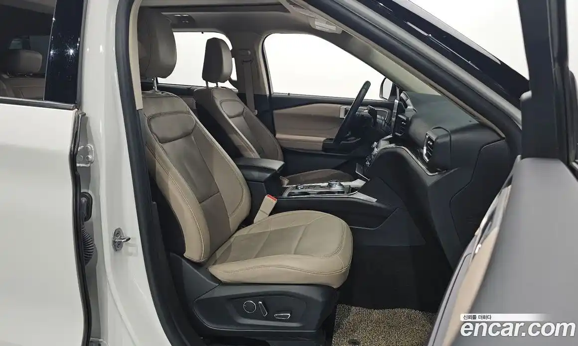 Ford Explorer 2019 2.3 гидро в Москве № 1838724, фото 13