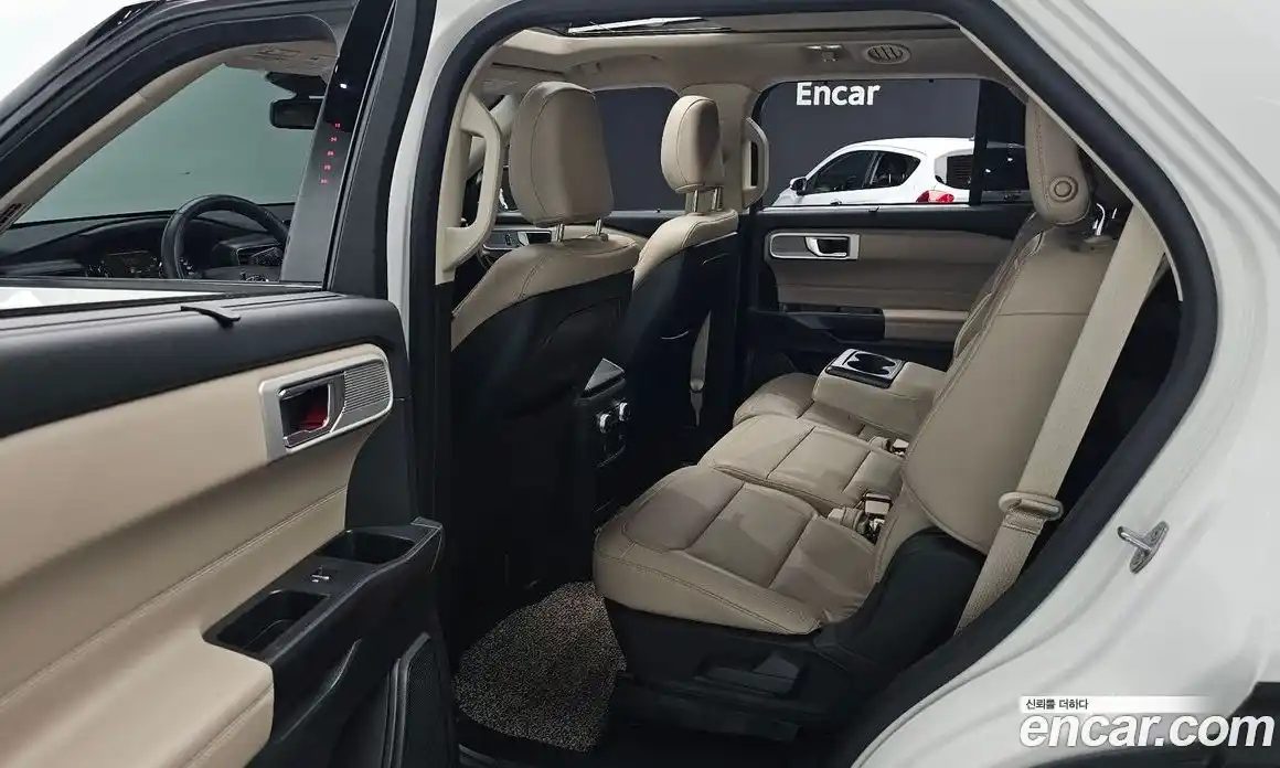 Ford Explorer 2019 2.3 гидро в Москве № 1838724, фото 18