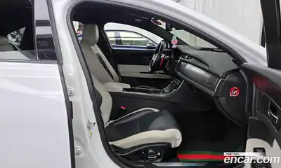 Jaguar XF 2017 3.0 гидро в Москве № 1840467, миниатюра 11