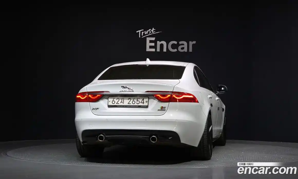 Jaguar XF 2017 3.0 гидро в Москве № 1840467, фото 4
