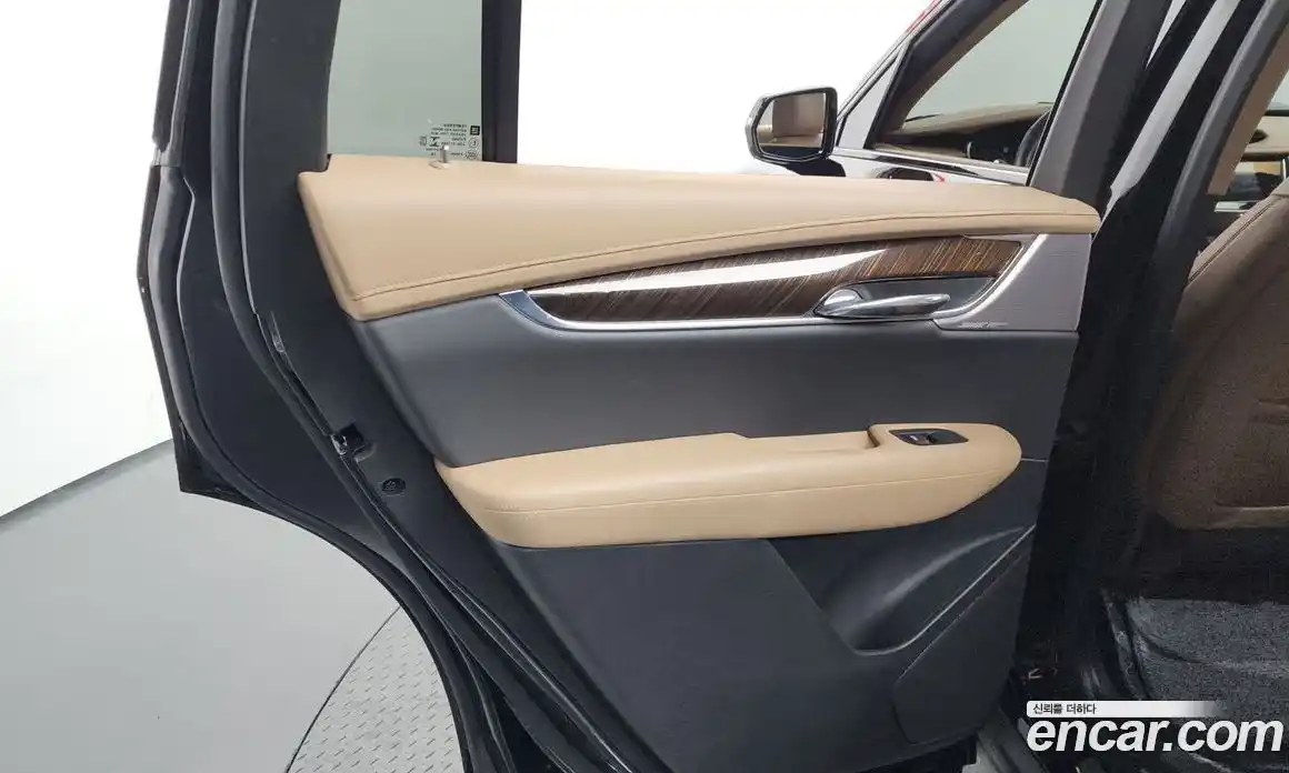 Cadillac XT6 2022 3.6 гидро в Москве № 1842015, фото 15